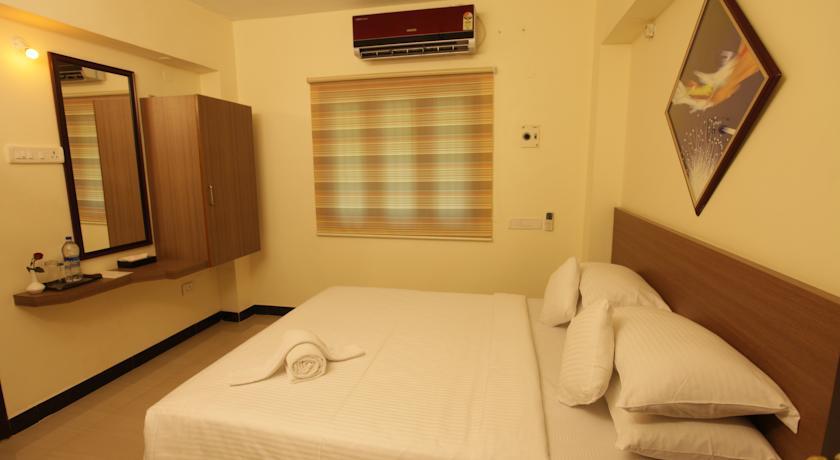 Aakash Inn Tiruvannāmalai Esterno foto