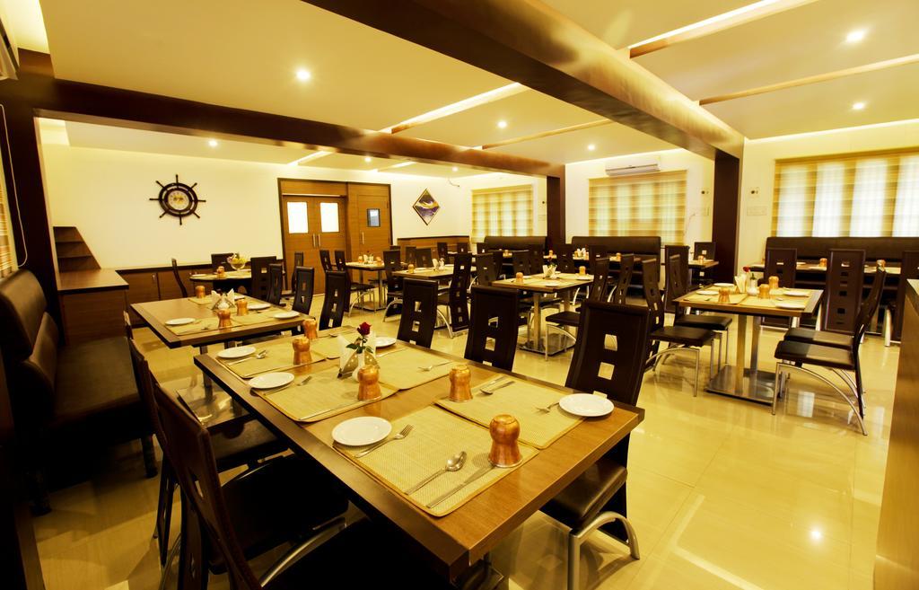 Aakash Inn Tiruvannāmalai Esterno foto